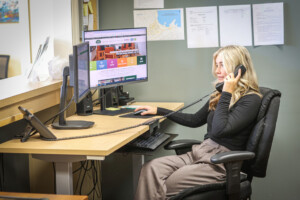 IB1A3227 2 300x200 - Contact IB1A3227 2 300x200 - Contact