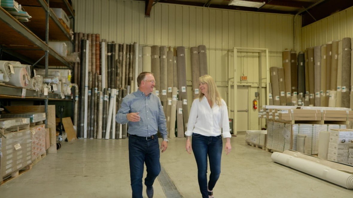 orillias-floor-fashion-centre-former-owner-dean-beers-and-new-owner-nicole-smith